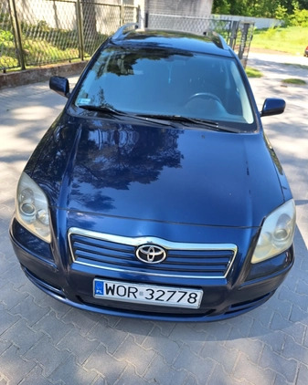 Toyota Avensis cena 7500 przebieg: 398986, rok produkcji 2004 z Tychy małe 106